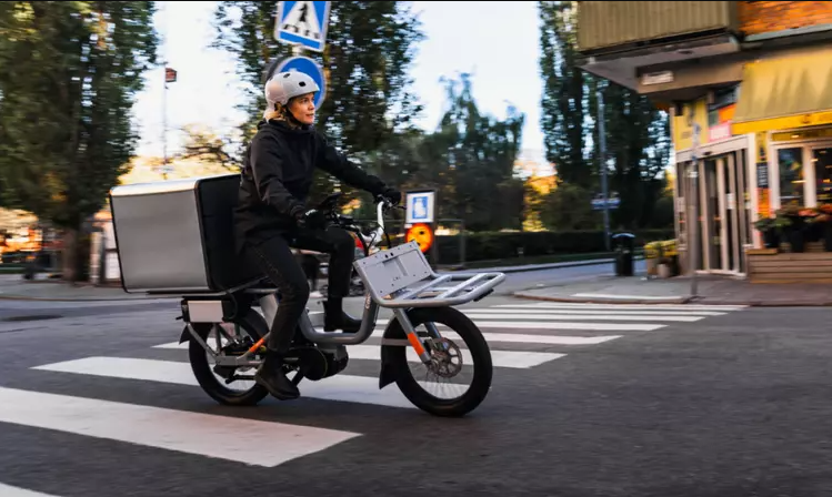 verhuur van tweewielige elektrische voertuigen